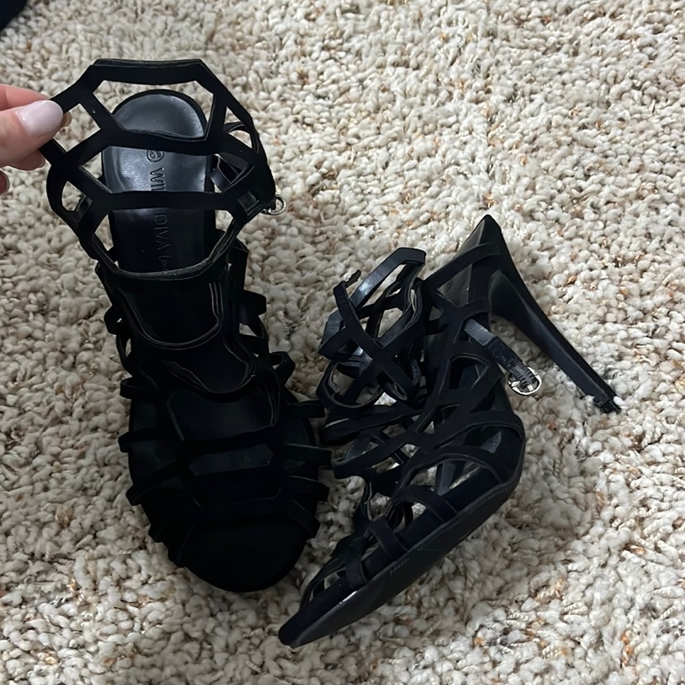 Cage heels